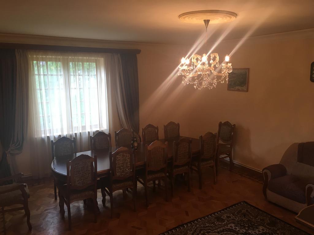 Areguni Guest House Dilijan Esterno foto