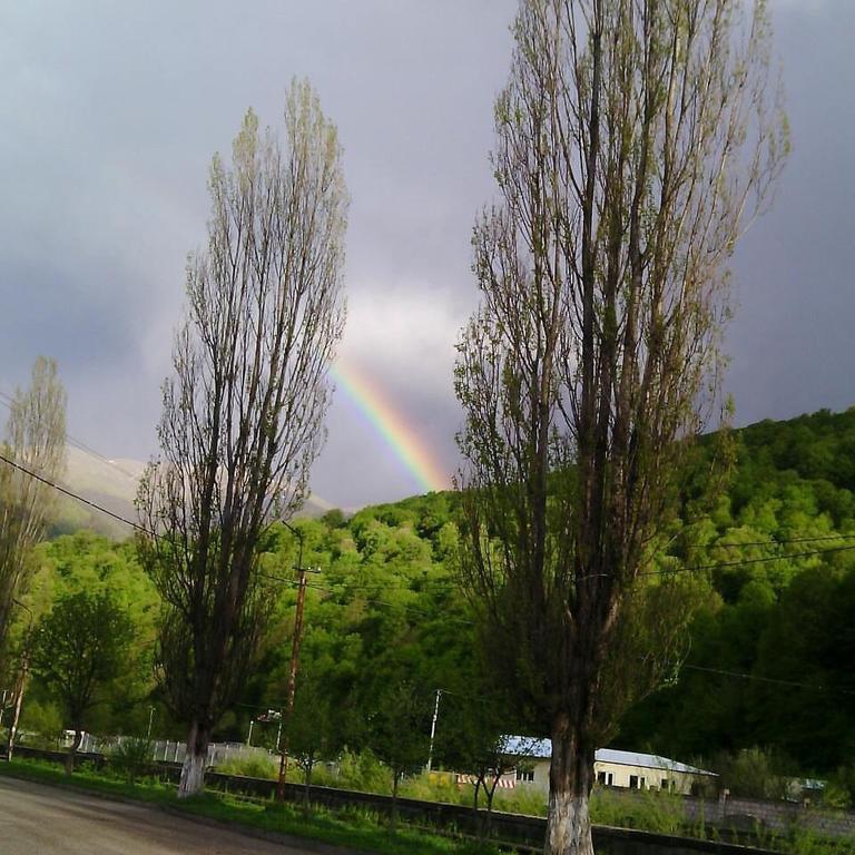 Areguni Guest House Dilijan Esterno foto